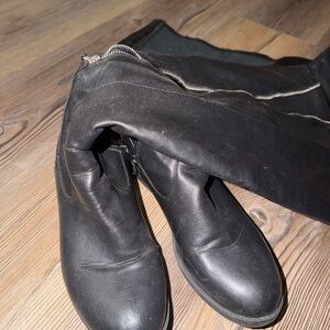 Black Leather Knee-High Boots with Side Zipper